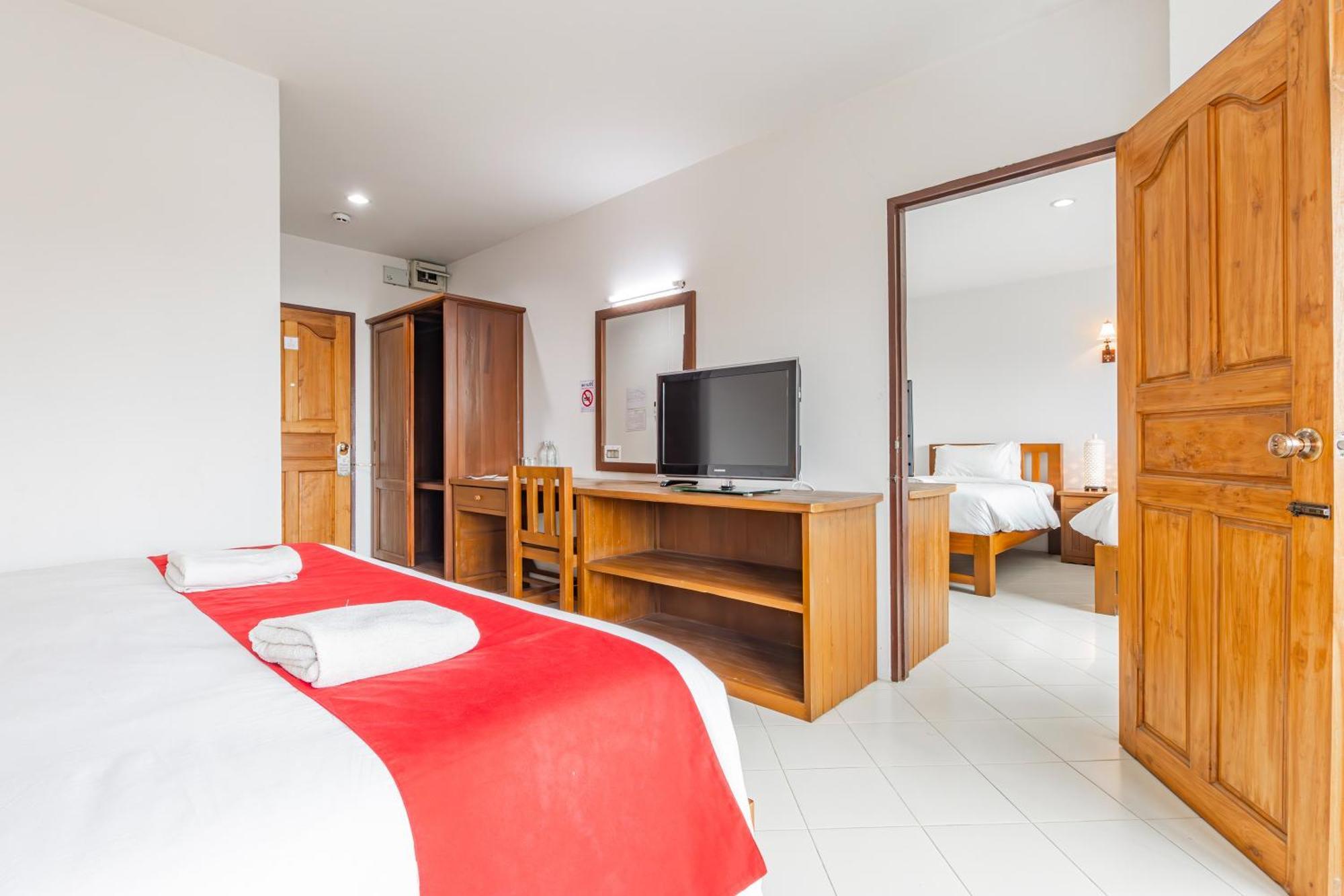 Budget Stars Hotel Chiang Mai Extérieur photo