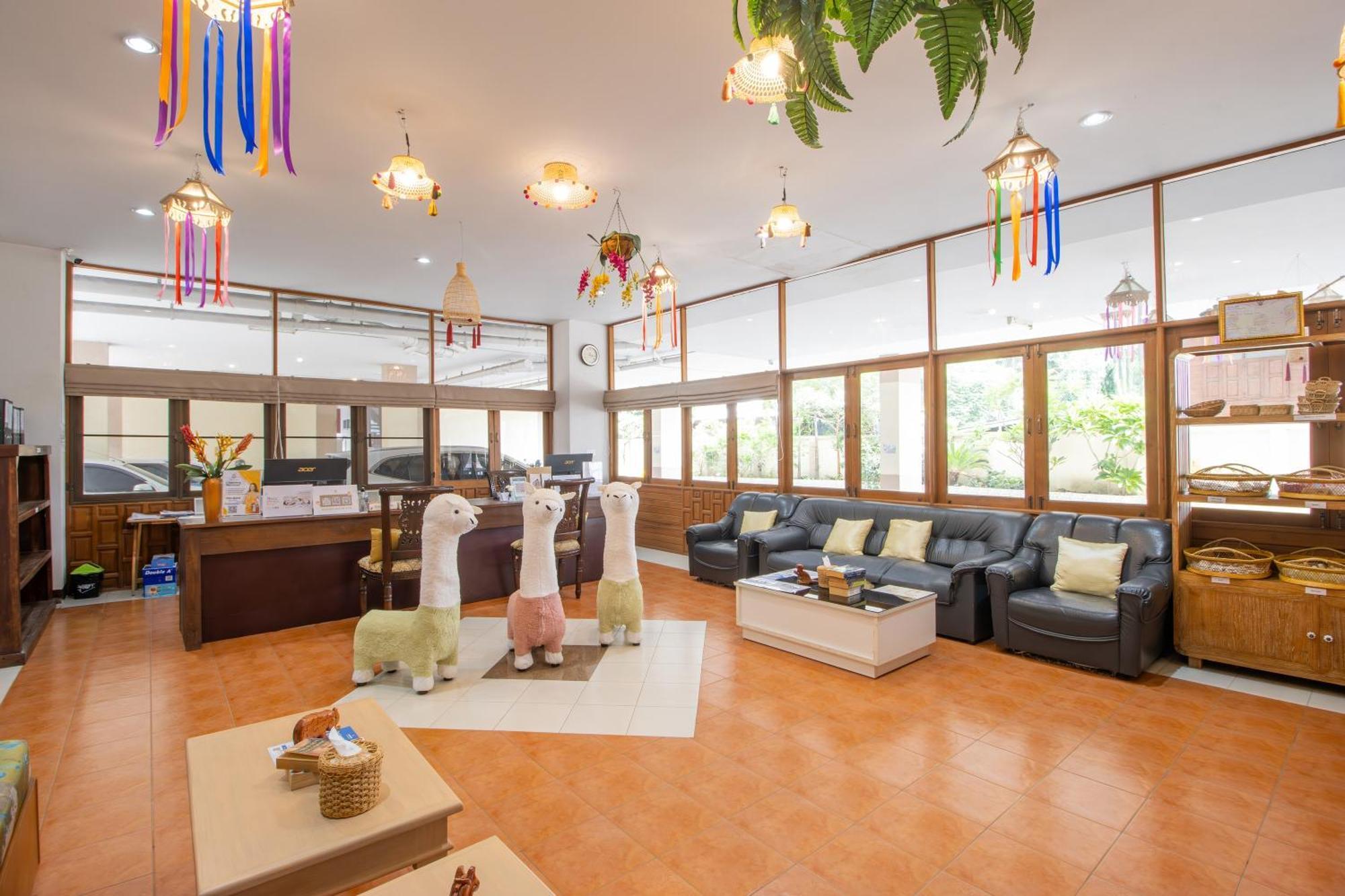 Budget Stars Hotel Chiang Mai Extérieur photo