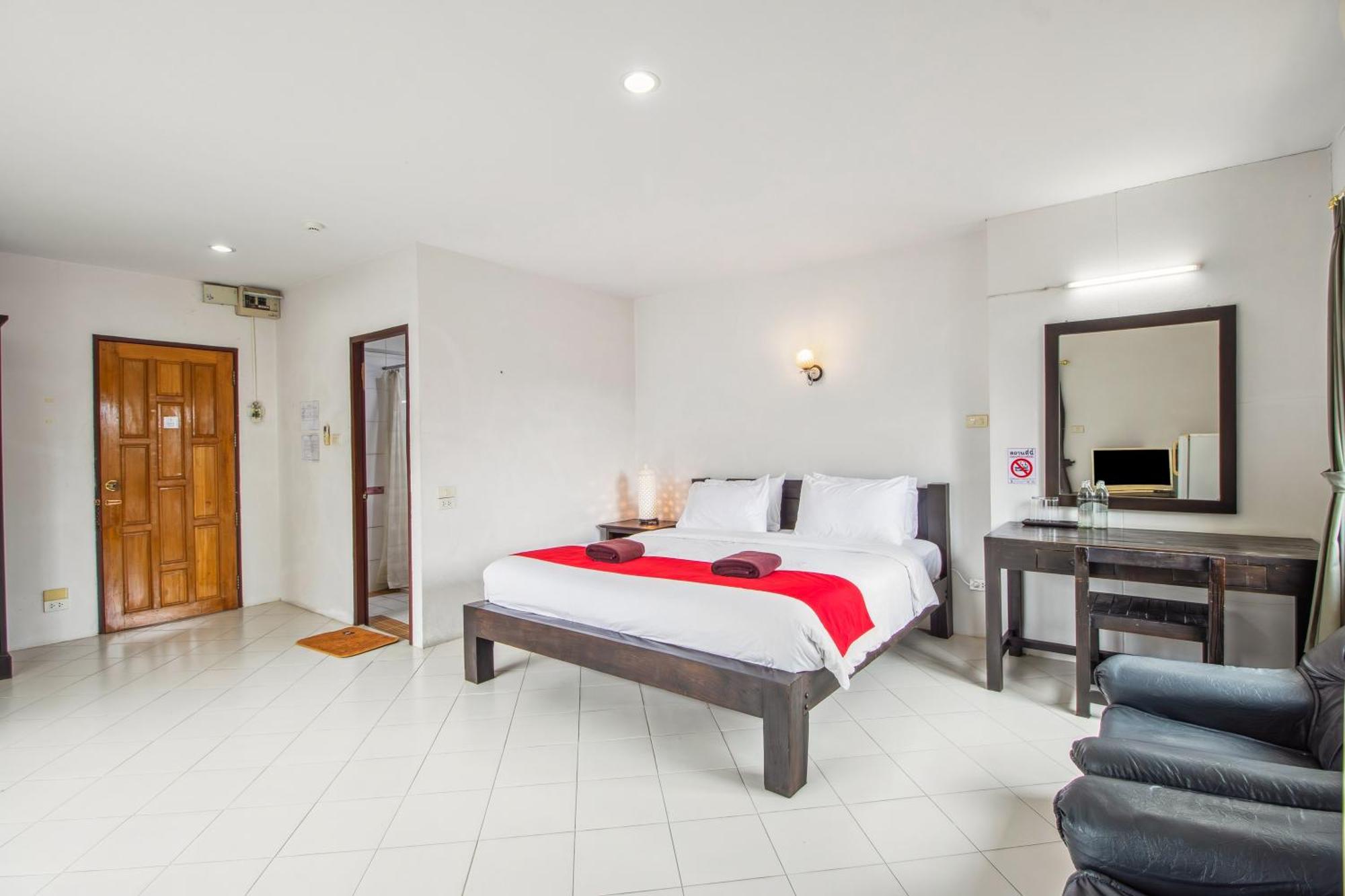 Budget Stars Hotel Chiang Mai Extérieur photo