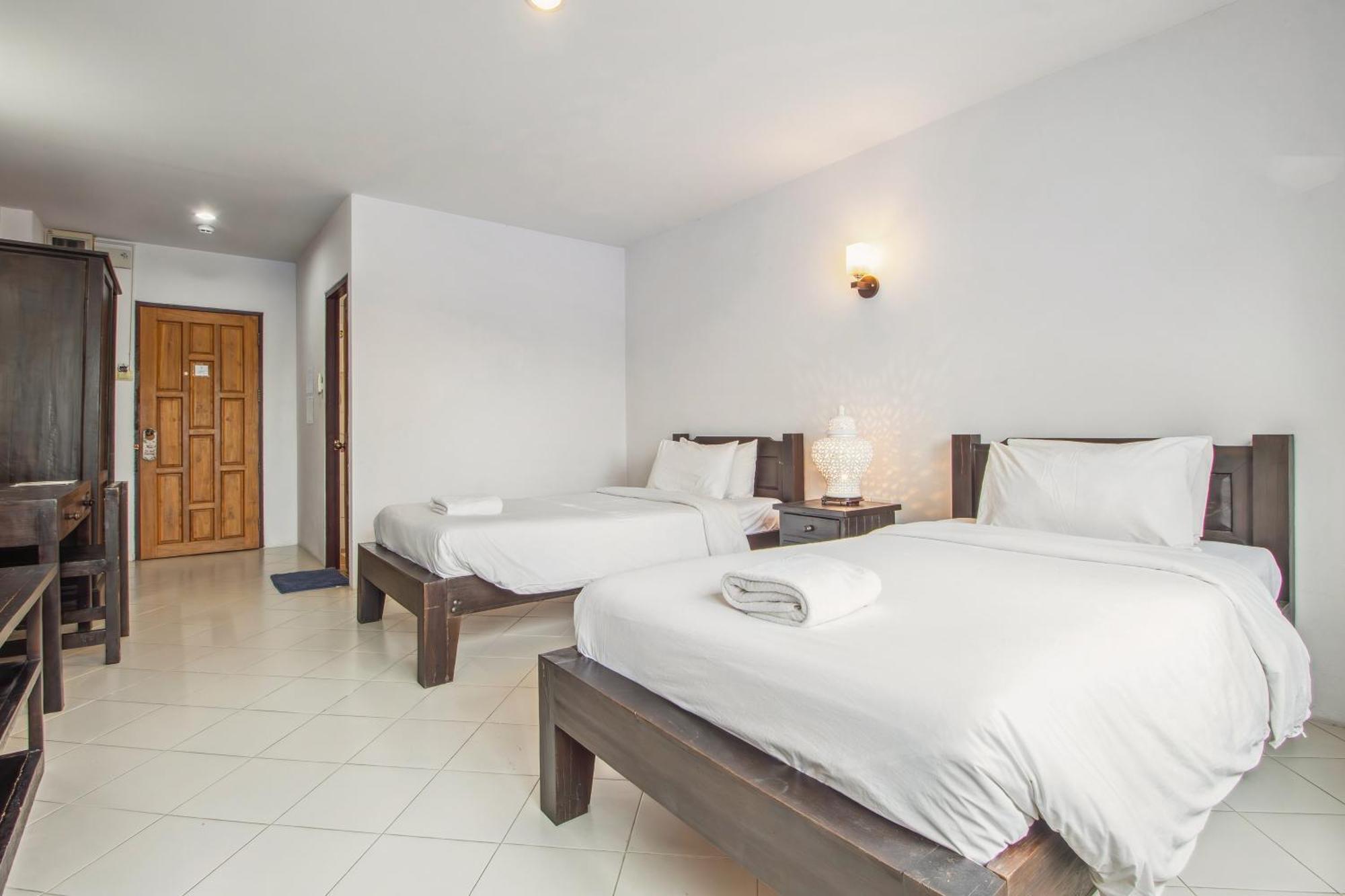 Budget Stars Hotel Chiang Mai Extérieur photo